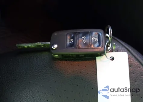 2015 Volkswagen Passat 1.8T Wolfsburg Edition из США, поврежденный, VIN 1VWAT7A3XFC059770